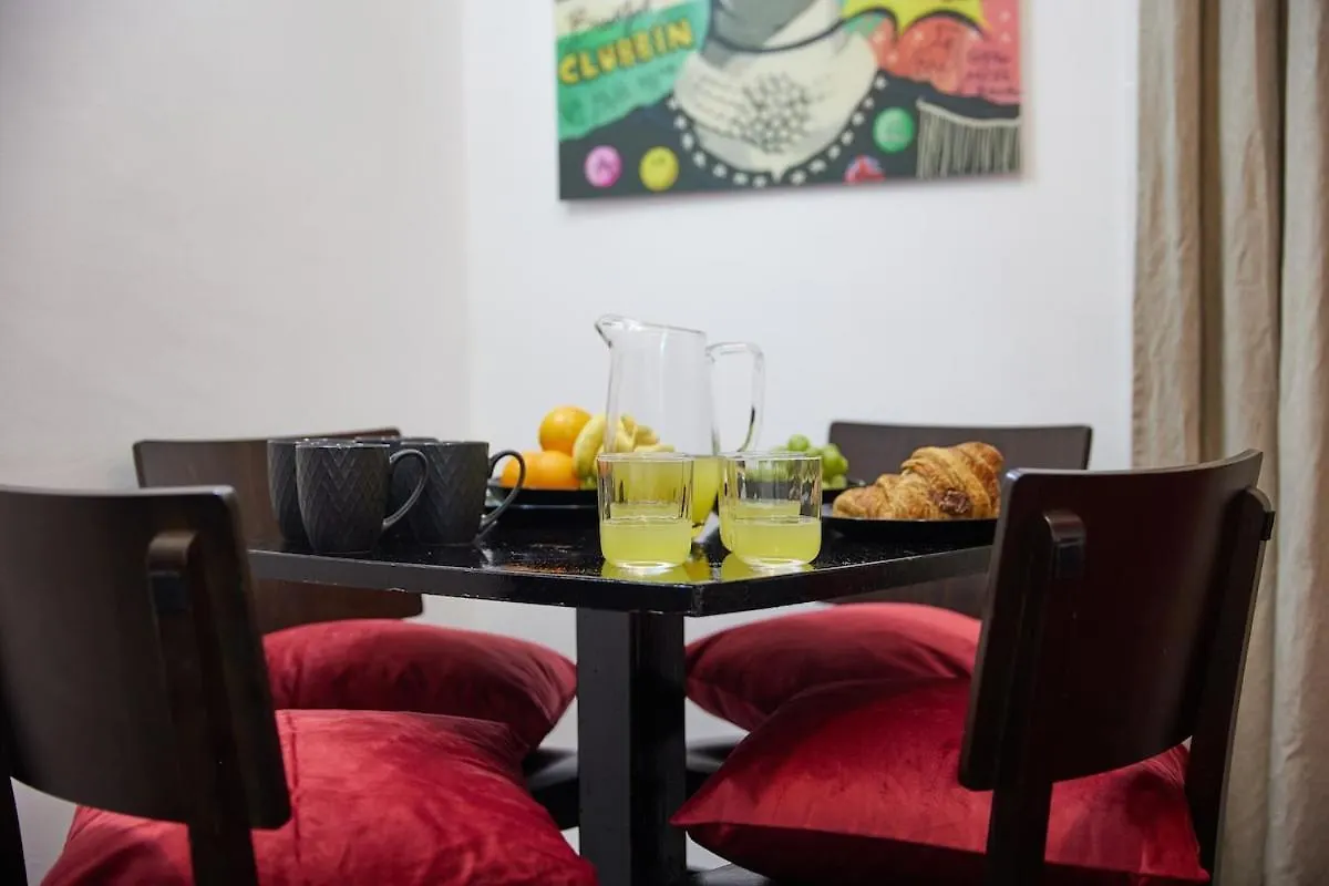 Eleganza E Design In Pieno Centro, 10Min Dal Duomo Apartment Milan 0*,